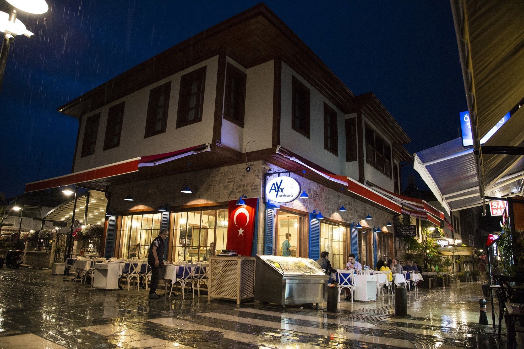 Kervan Hotel Antalya Exterior foto